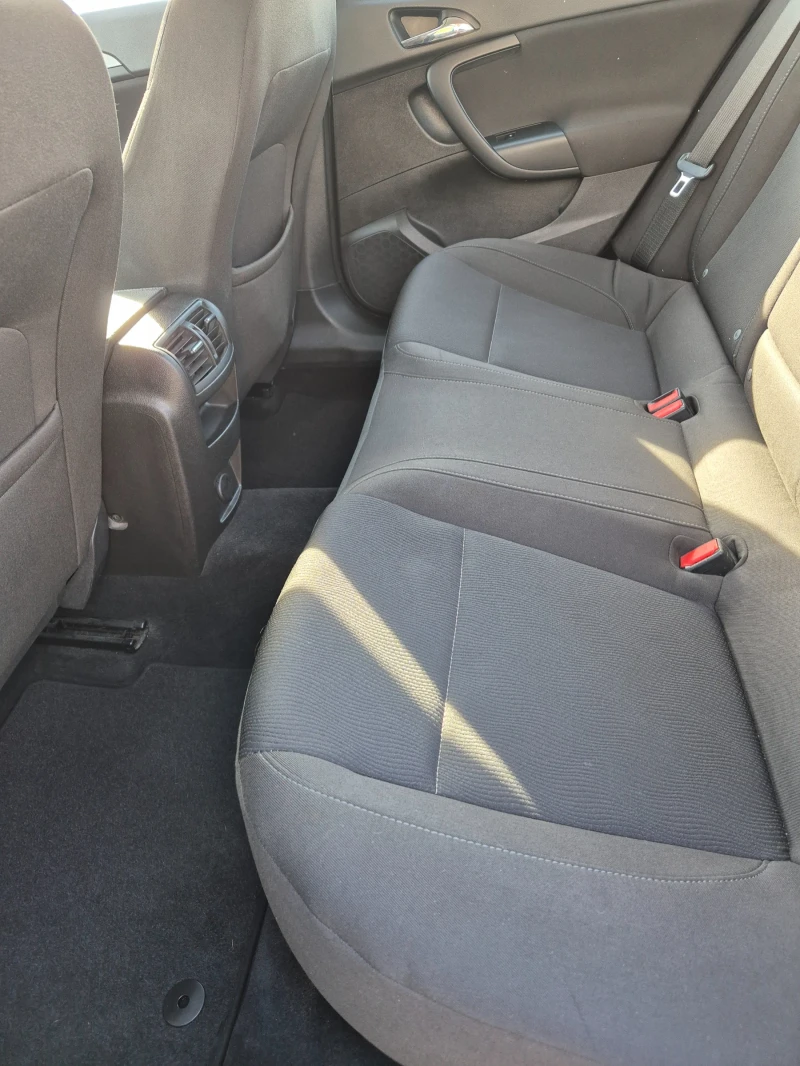 Opel Insignia, снимка 8 - Автомобили и джипове - 52856186