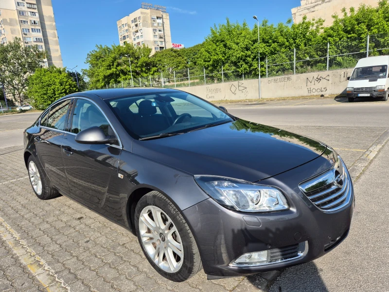 Opel Insignia, снимка 2 - Автомобили и джипове - 52856186