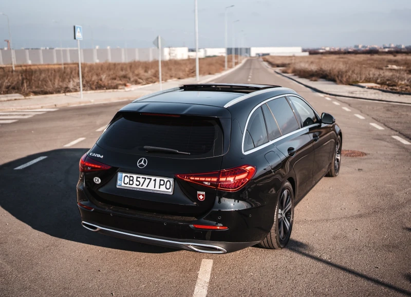 Mercedes-Benz C 220 Top Zustand Panorama , снимка 15 - Автомобили и джипове - 52898594