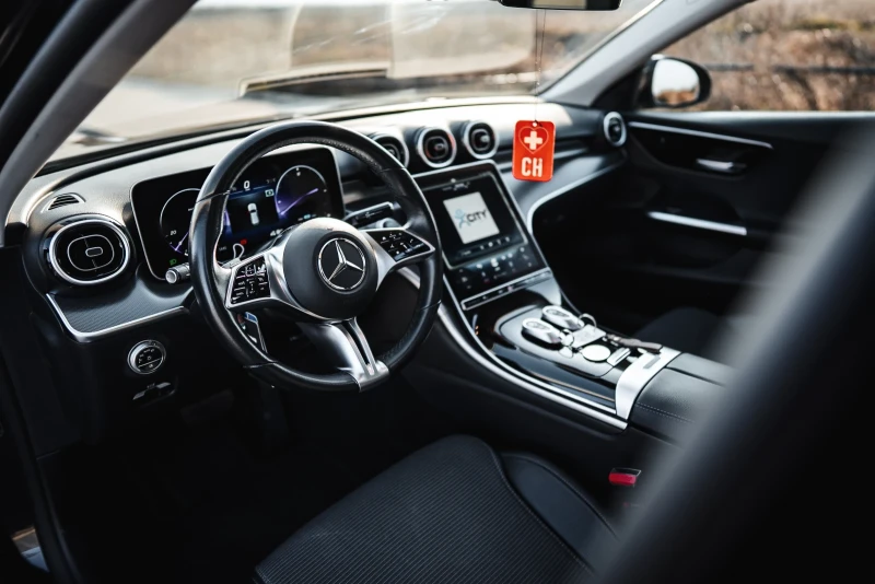 Mercedes-Benz C 220 Top Zustand Panorama , снимка 11 - Автомобили и джипове - 52898594