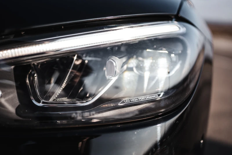 Mercedes-Benz C 220 Top Zustand Panorama , снимка 8 - Автомобили и джипове - 52898594