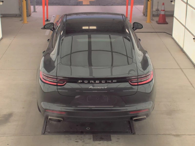 Porsche Panamera 4* CARFAX * БЕЗ ПЪРВОНАЧАЛНА ВНОСКА, снимка 5 - Автомобили и джипове - 53285527
