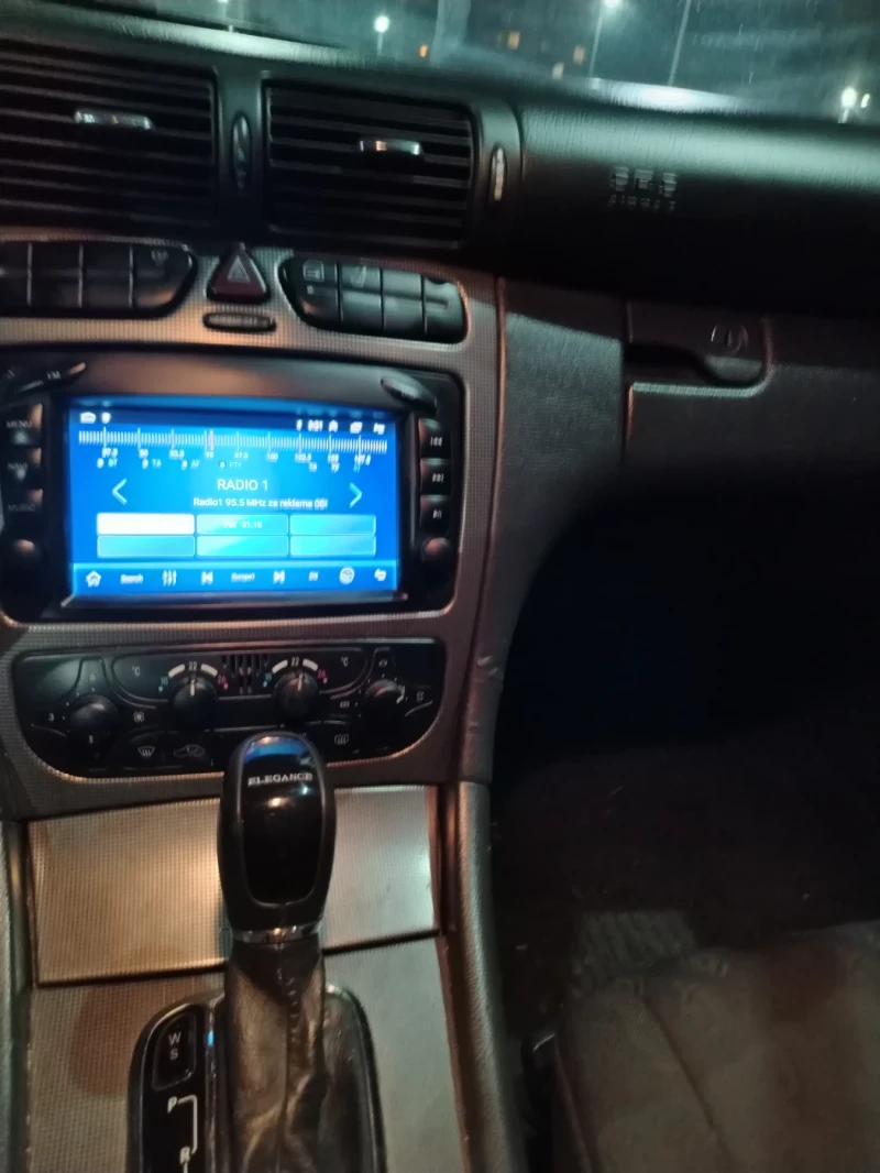 Mercedes-Benz 180, снимка 6 - Автомобили и джипове - 53576557