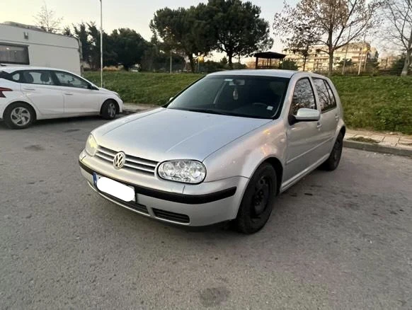 VW Golf 1.6 SR Газ/Бензин, снимка 1 - Автомобили и джипове - 48024953