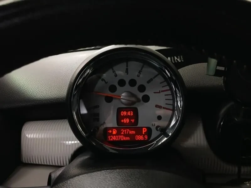 Mini Cooper S Camden, снимка 11 - Автомобили и джипове - 56116236