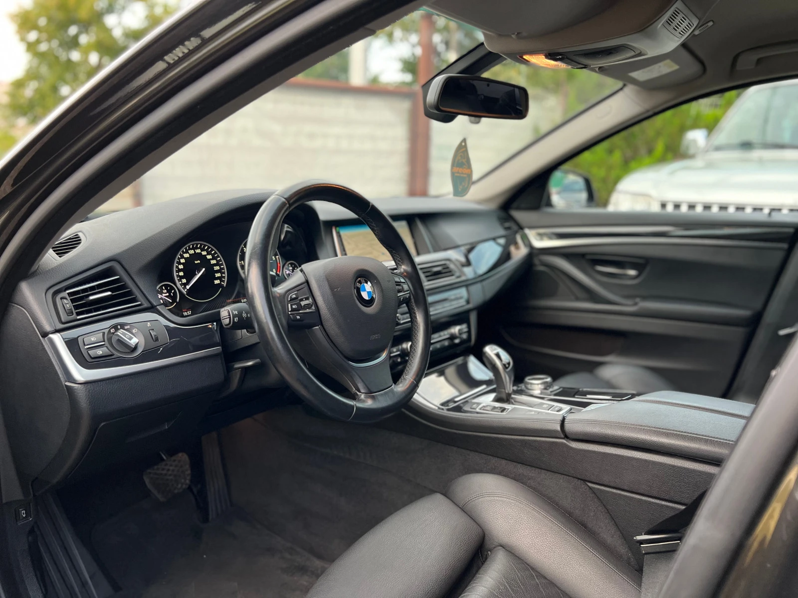 BMW 530 3.0d XDrive Face | Mobile.bg — изображение 11