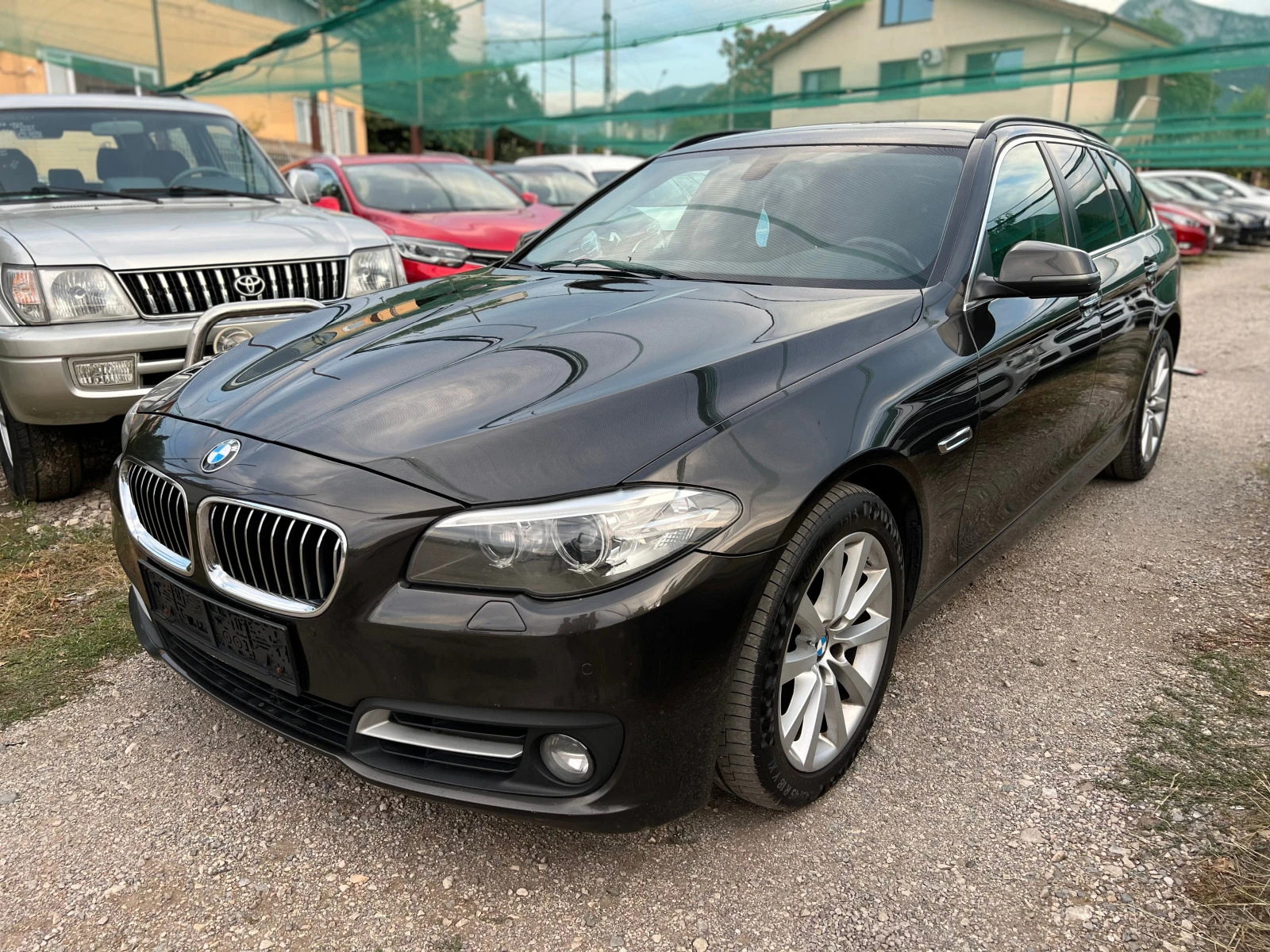 BMW 530 3.0d XDrive Face - изображение 4