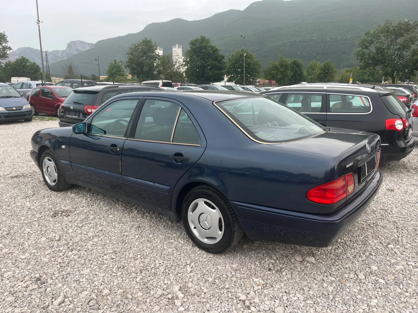 Mercedes-Benz E 200 ������ | Mobile.bg � ����������� 5