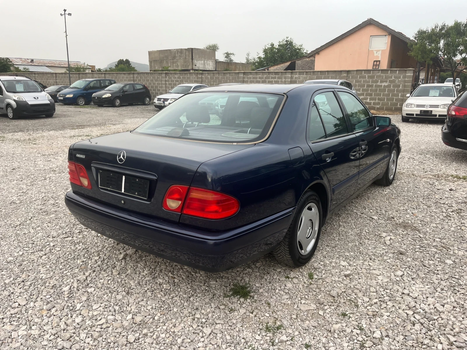 Mercedes-Benz E 200 ������ | Mobile.bg � ����������� 8