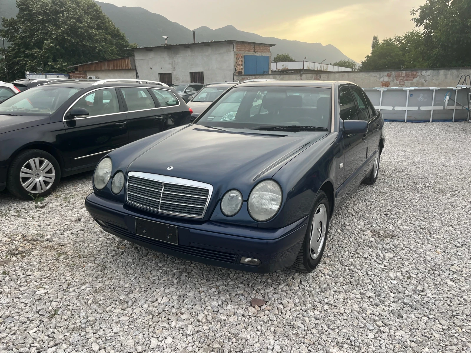 Mercedes-Benz E 200 Италия