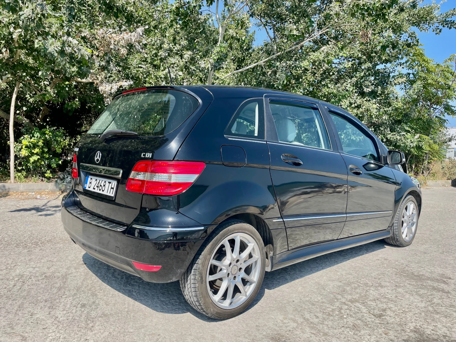 Mercedes-Benz B 180 CDI Avangarde  - изображение 4