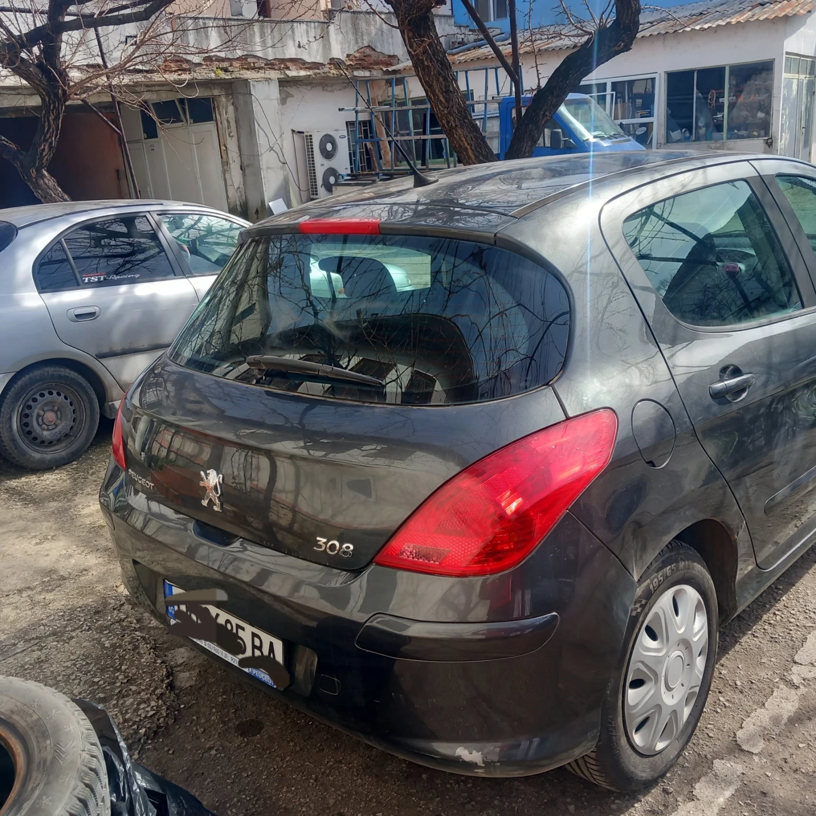 Peugeot 308 1, 6i - изображение 4