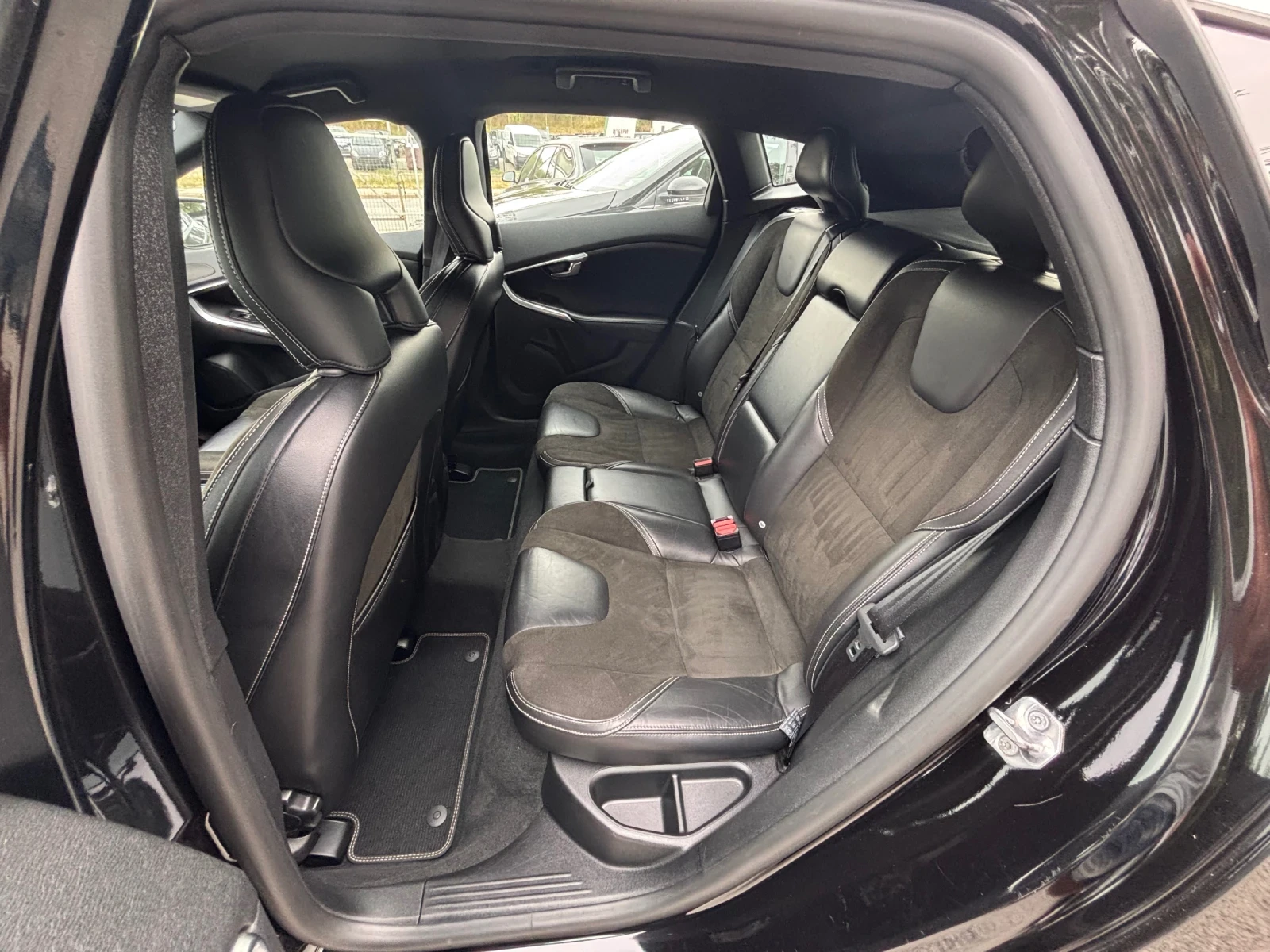 Volvo V40 2.0 D2 | Mobile.bg   11