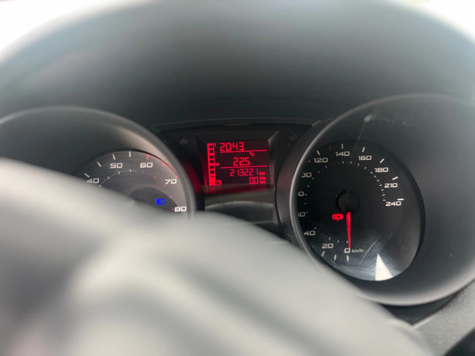Seat Ibiza 1.2 бензин - изображение 10
