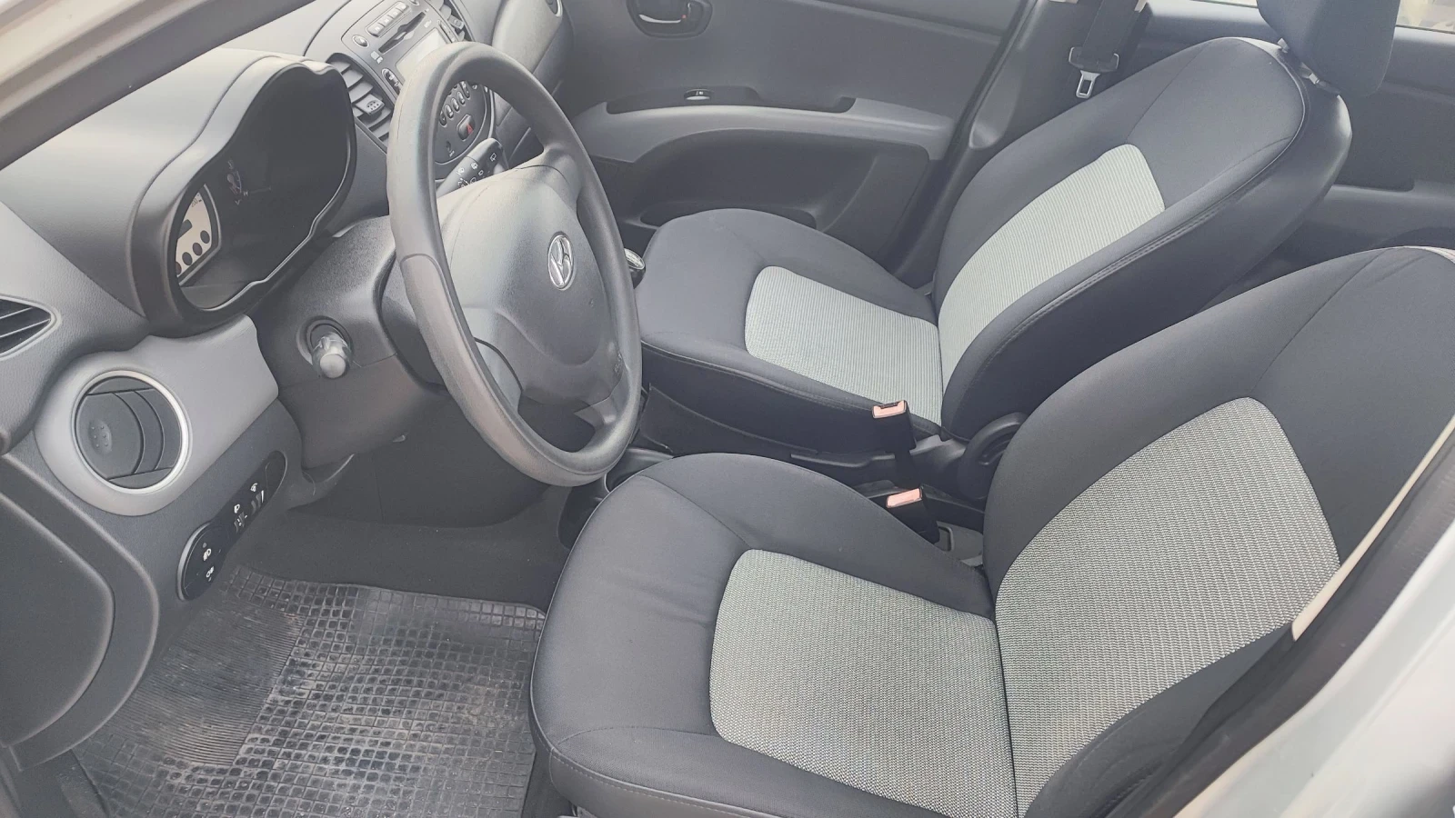 Hyundai I10 1.1i | Mobile.bg   7