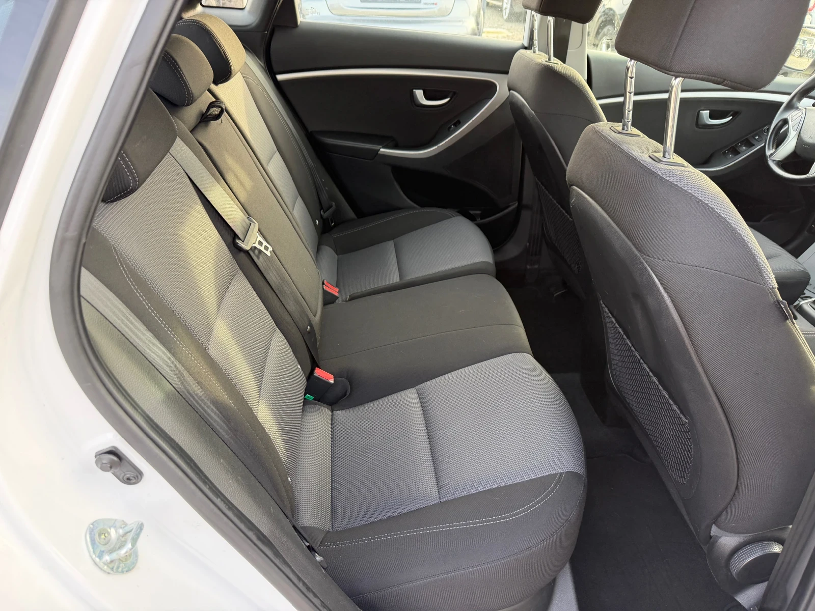 Hyundai I30 1.6d/110hp/EVRO6/FaceLift/ | Mobile.bg � ����������� 11