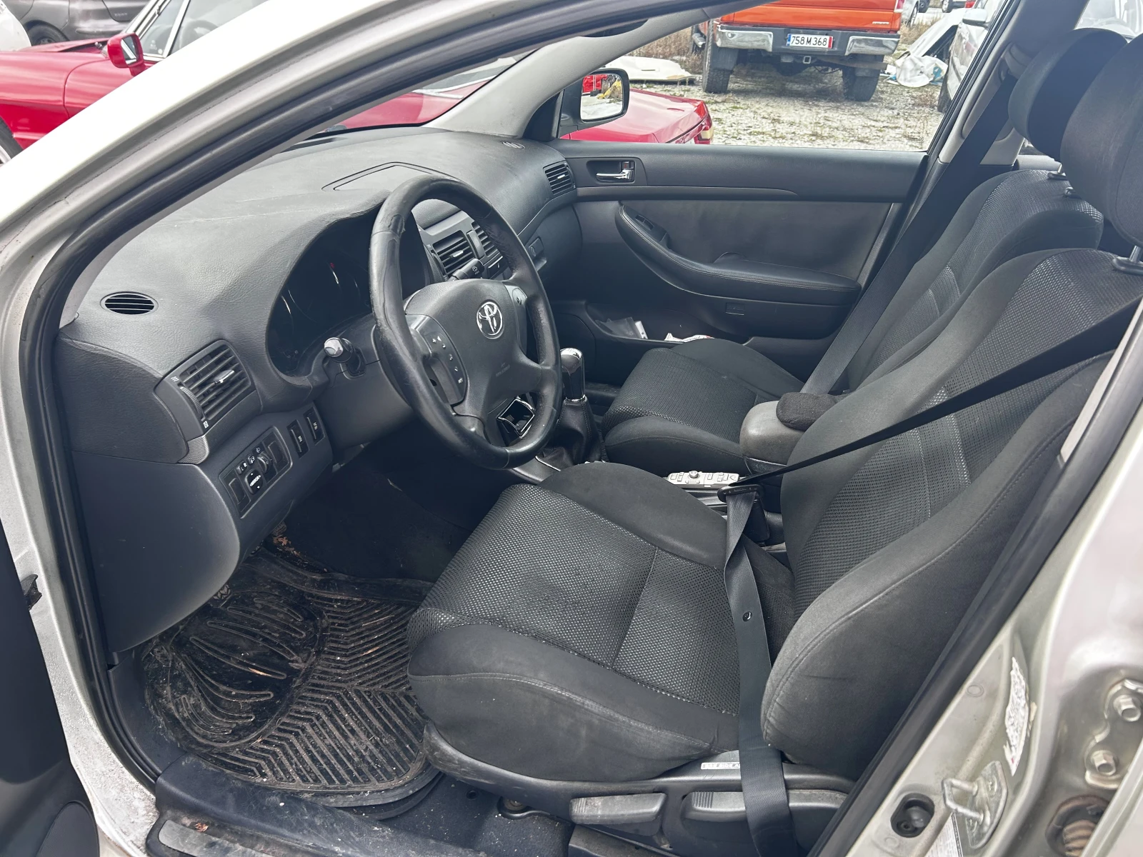 Toyota Avensis 2.0 D4D - изображение 5