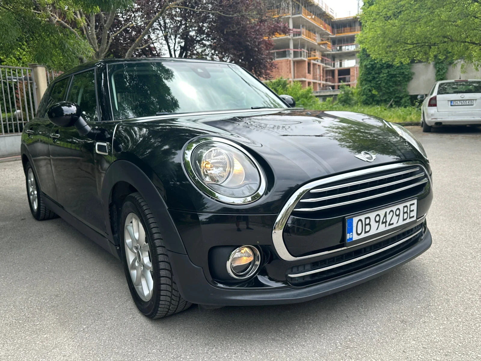 Mini Clubman 1.5 бензин /145хил.км / два комплекта гуми, снимка 7 - Автомобили и джипове - 54470903