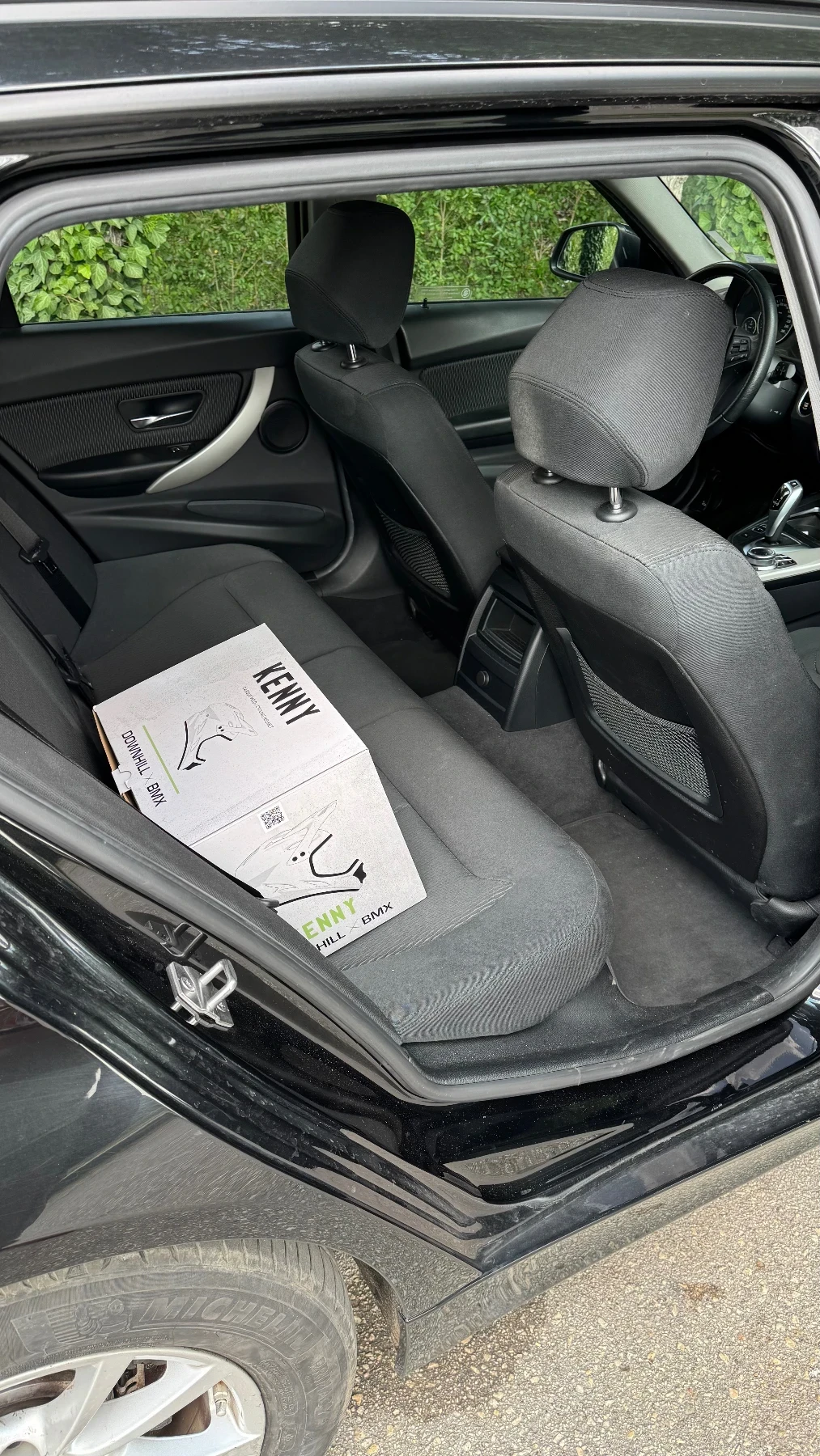 BMW 318 2.0d, B47 Facelift, снимка 9 - Автомобили и джипове - 54797955