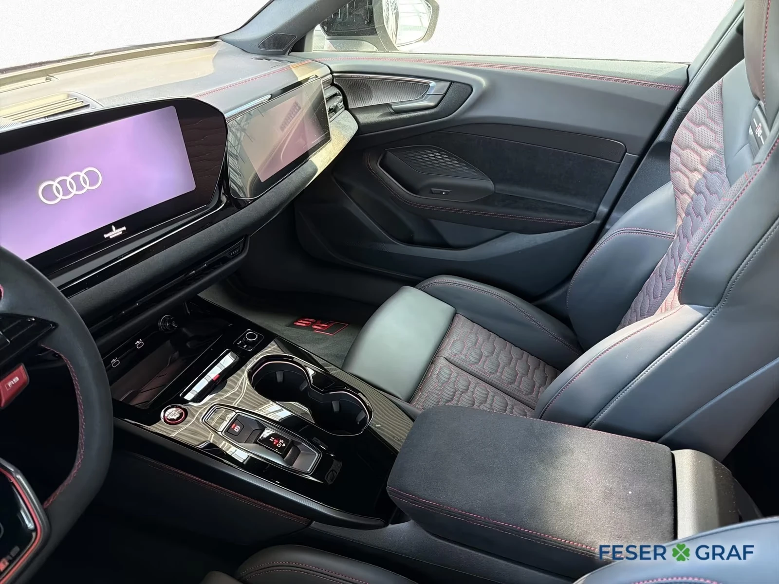 Audi Rs5 AVANT PRO / NEW 2026 / B&O / HUD / 360 / MATRIX / , снимка 12 - Автомобили и джипове - 55067310