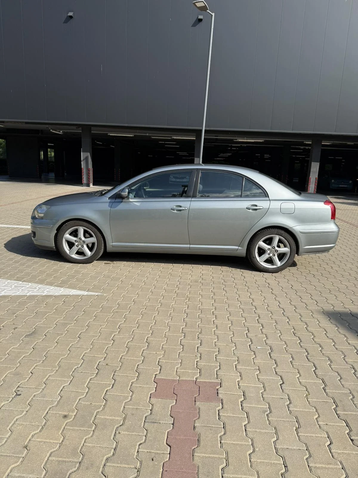 Toyota Avensis, снимка 2 - Автомобили и джипове - 55458873
