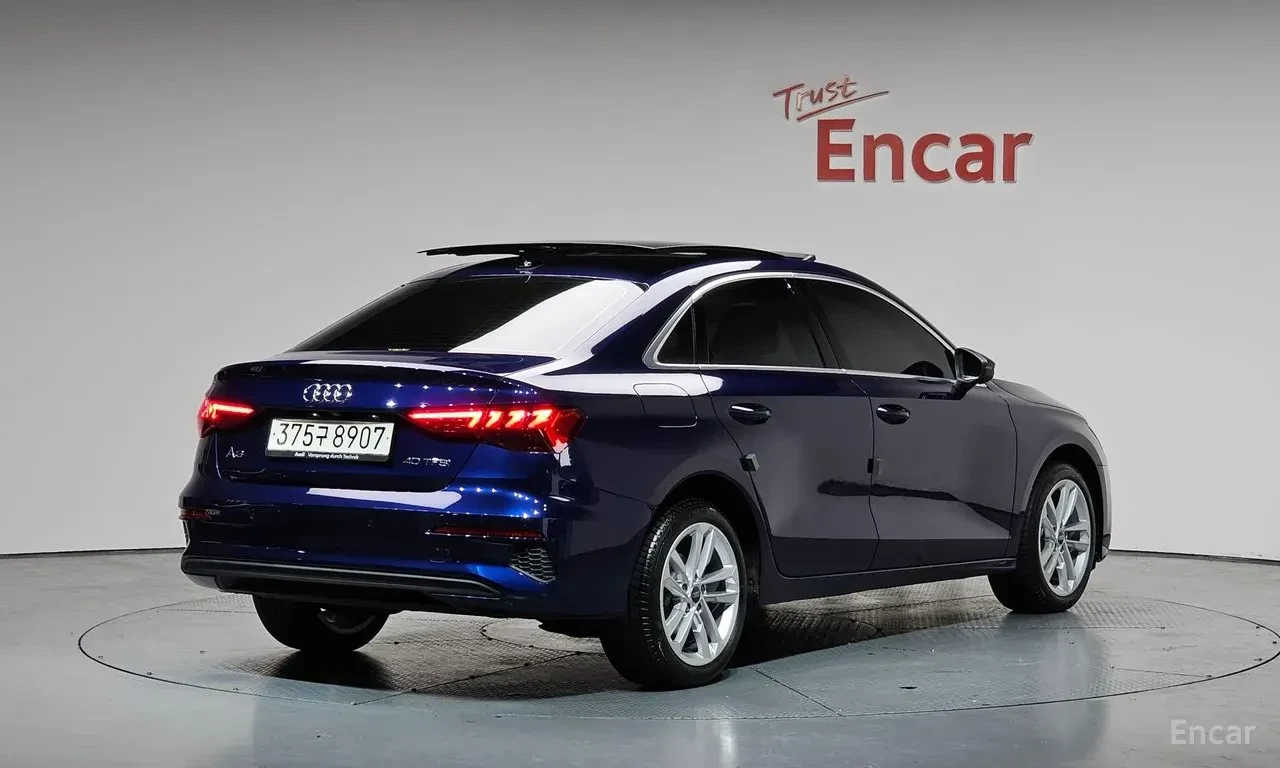 Audi A3 40TFSI* MATRIX* LANE* ASSIST* КАМЕРА* , снимка 2 - Автомобили и джипове - 55818473