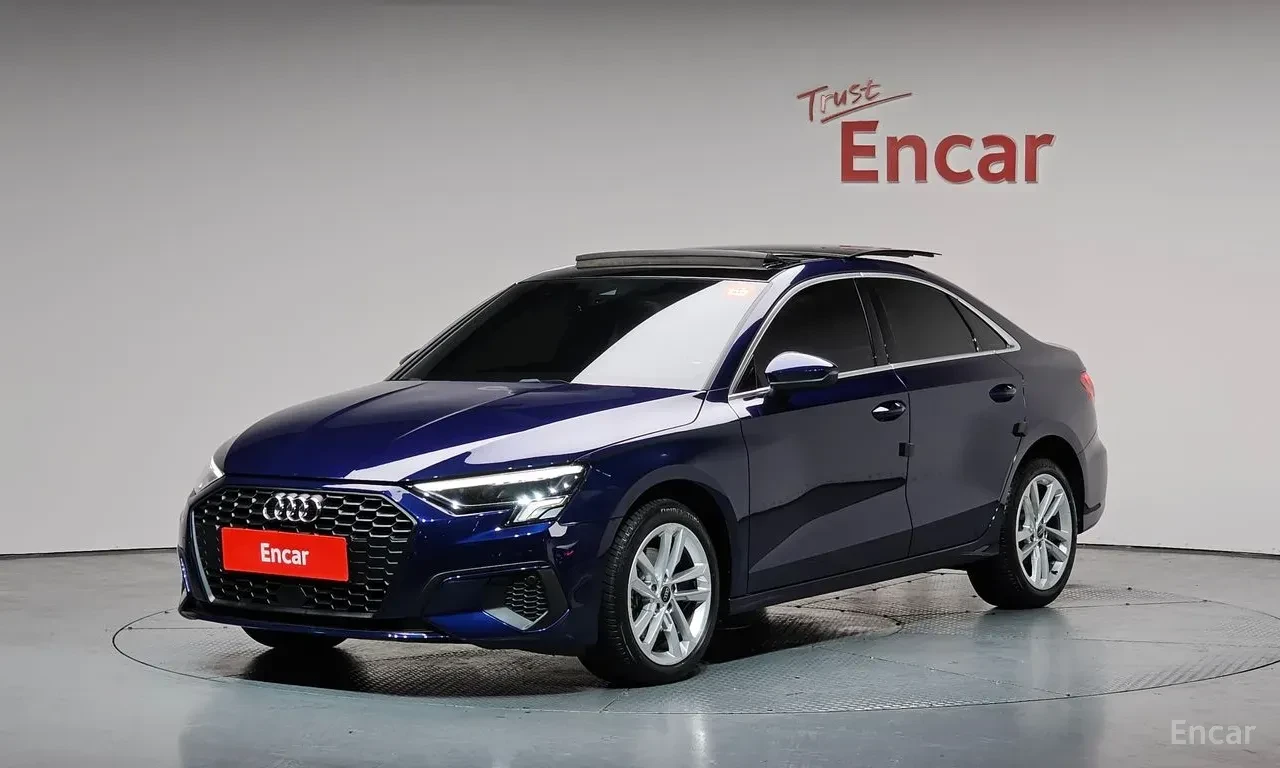 Audi A3 40TFSI* MATRIX* LANE* ASSIST* КАМЕРА* 