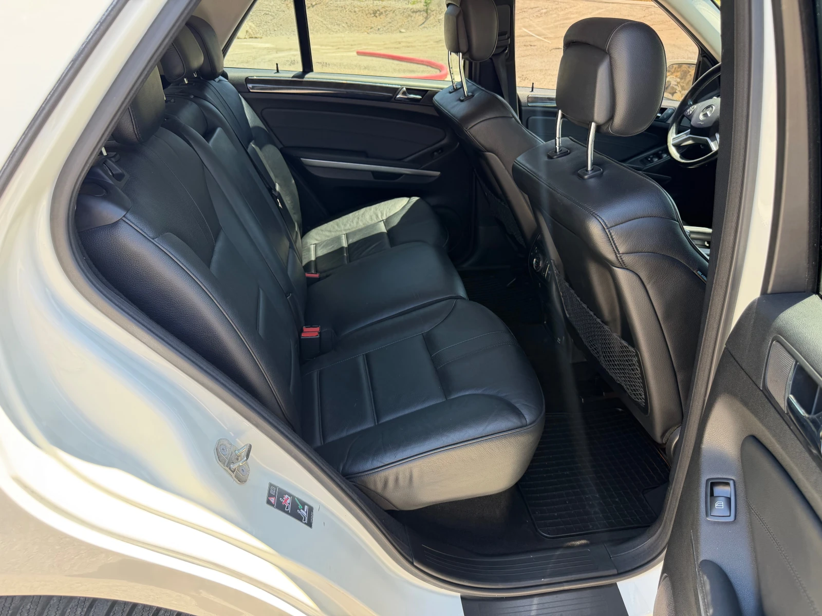 Mercedes-Benz ML 550 AMG Edition 1, снимка 12 - Автомобили и джипове - 55950715