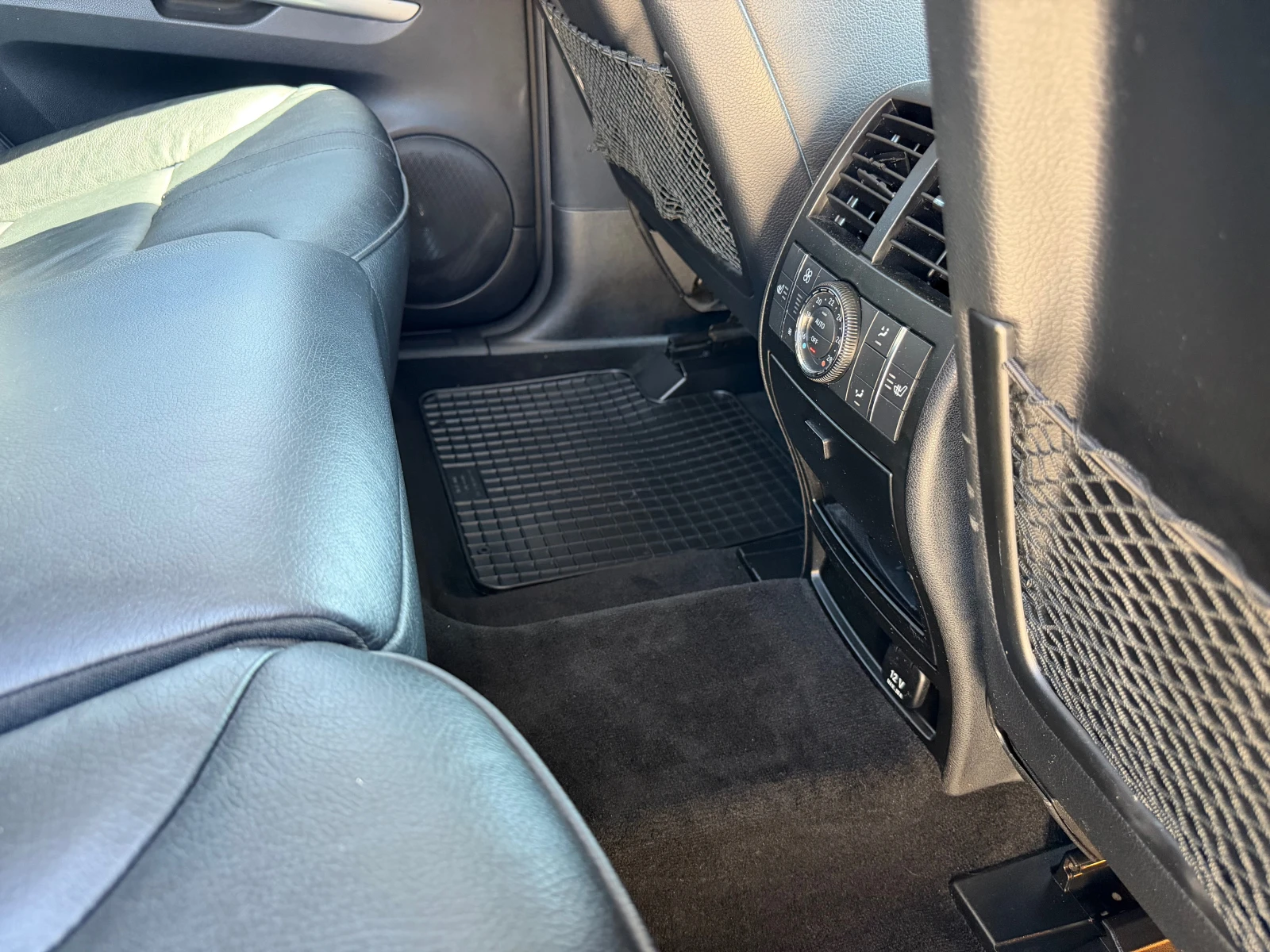 Mercedes-Benz ML 550 AMG Edition 1, снимка 13 - Автомобили и джипове - 55950715