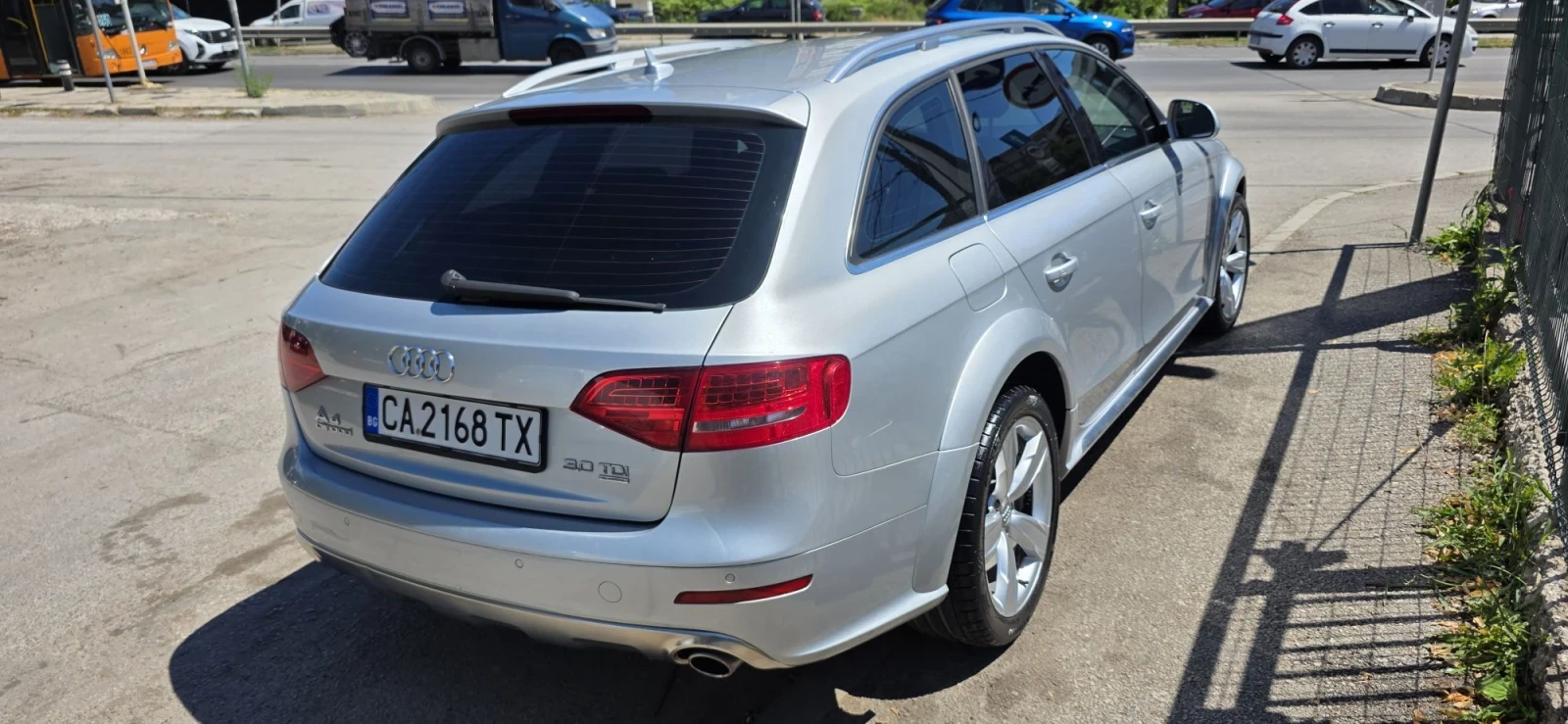 Audi A4 Allroad 3D, снимка 3 - Автомобили и джипове - 56299728
