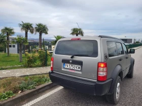 Dodge Nitro 2.8 TD 4x4, снимка 9