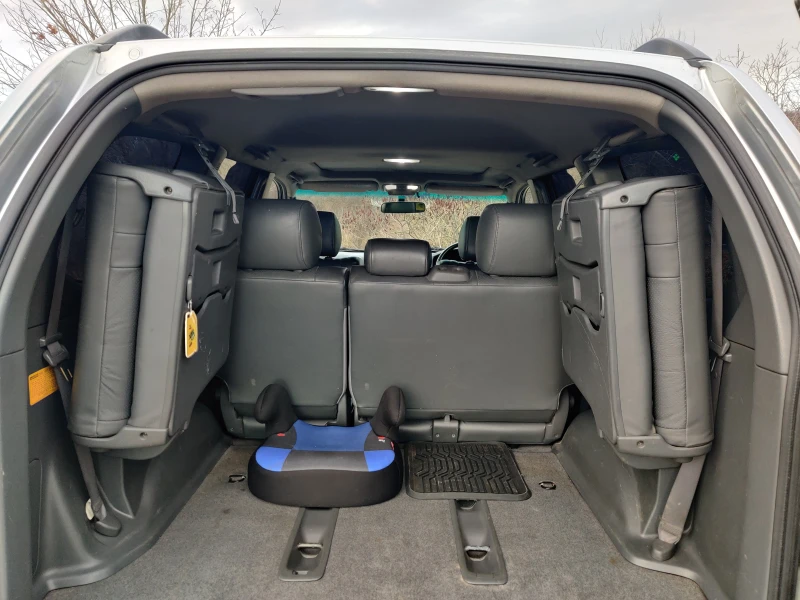 Toyota Land cruiser 3.0 D4D, снимка 9 - Автомобили и джипове - 52295622