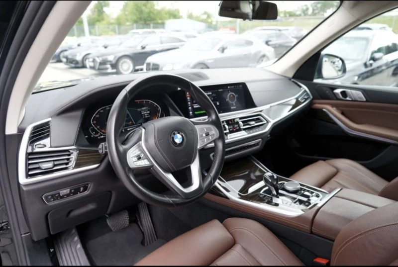 BMW X7 40i xDrive/панорама/7 места, снимка 7 - Автомобили и джипове - 53259091