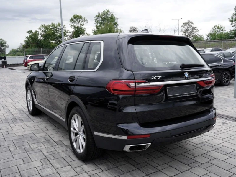 BMW X7 40i xDrive/панорама/7 места, снимка 2 - Автомобили и джипове - 53259091