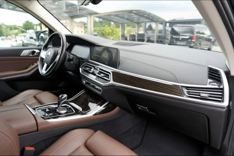 BMW X7 40i xDrive/панорама/7 места, снимка 8 - Автомобили и джипове - 53259091