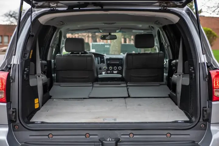 Toyota Sequoia LIMITED* 5.7* V8* ПОДГРЕВ* КАМЕРА* КЕЙЛЕС, снимка 15 - Автомобили и джипове - 54445677