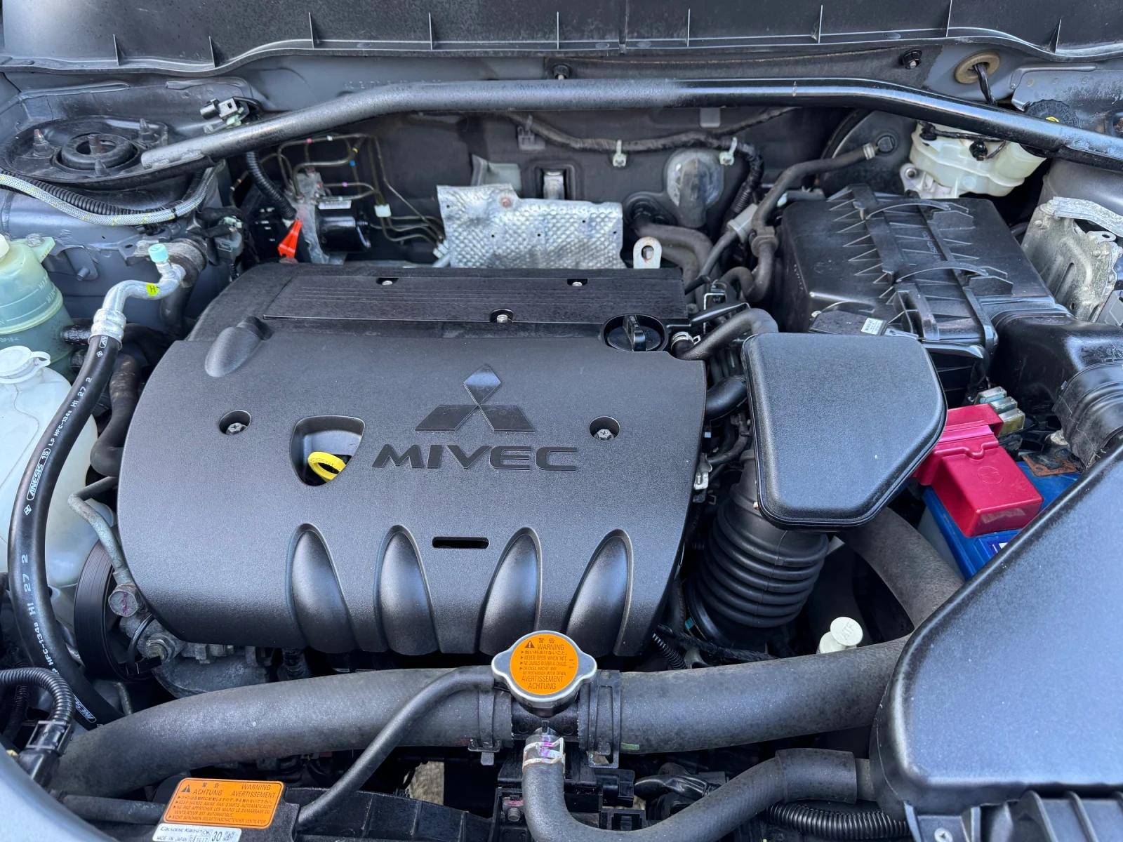 Mitsubishi Outlander 2.4  / 4x4 / SPORT | Mobile.bg   13