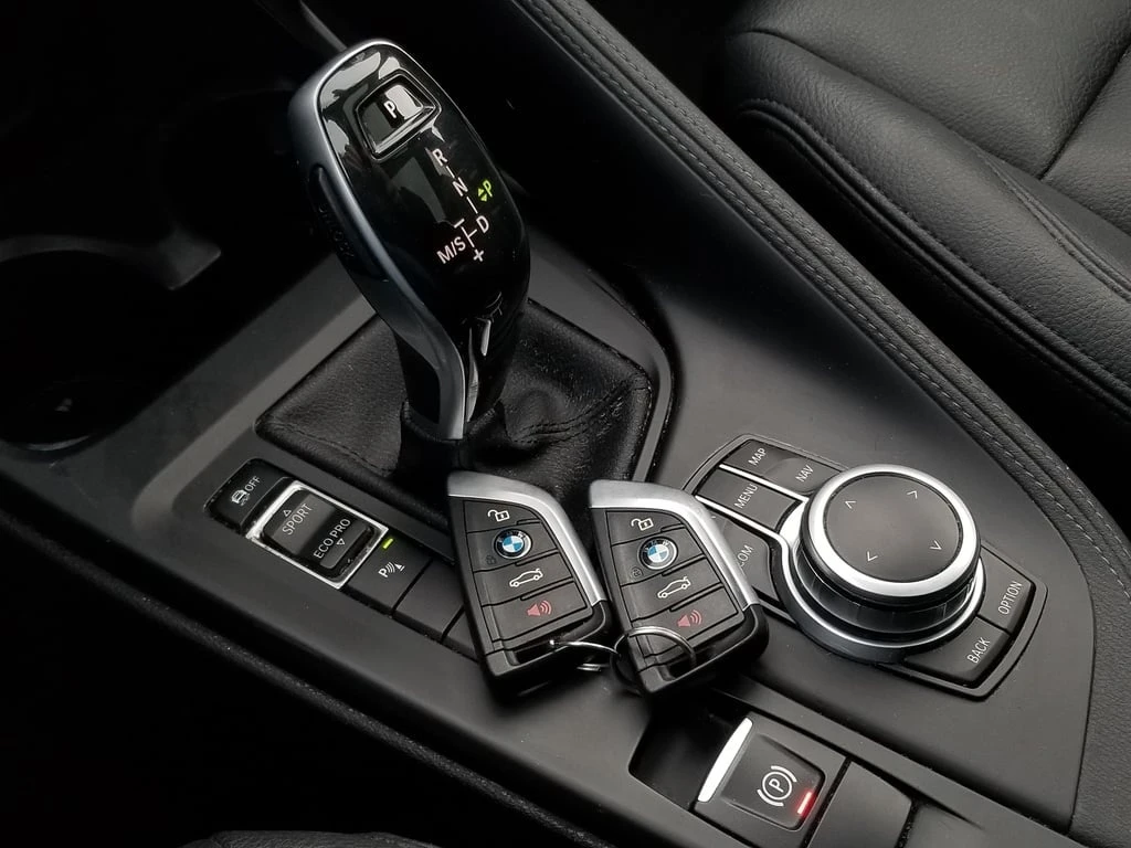 BMW X1 * NO ACCIDENT| NAV| PANO| CAMERA| MULTI COLOUR AMB | Mobile.bg � ����������� 17