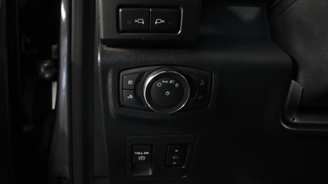 Ford F150 * LARIAT * CARFAX * ��� ������������ ������ | Mobile.bg � ����������� 13