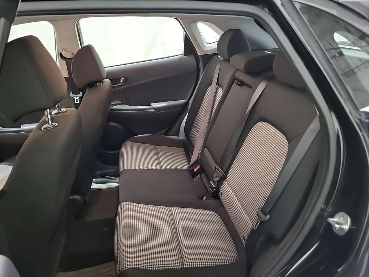 Hyundai Kona  ESSENTIAL| ПОДГРЕВИ| CARFAX , снимка 14 - Автомобили и джипове - 53948480