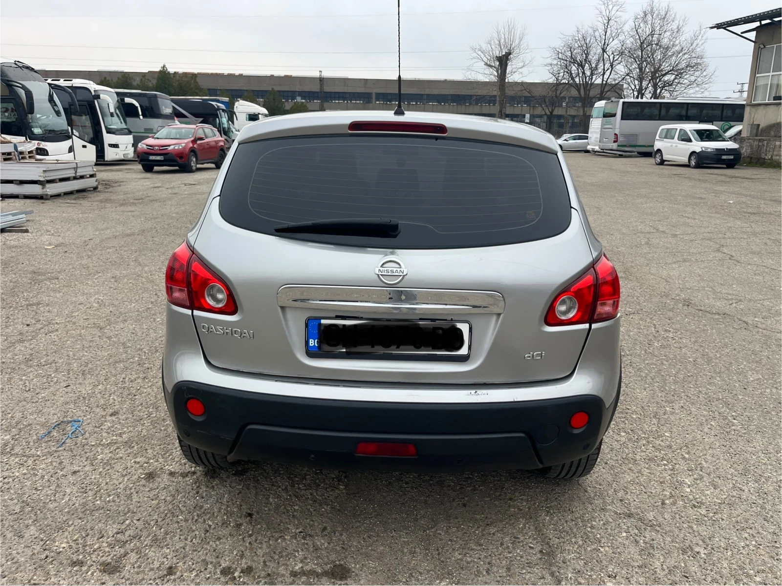 Nissan Qashqai 2.0TDI, 4x4, автоматик, панорама, кожа, снимка 7 - Автомобили и джипове - 53961975