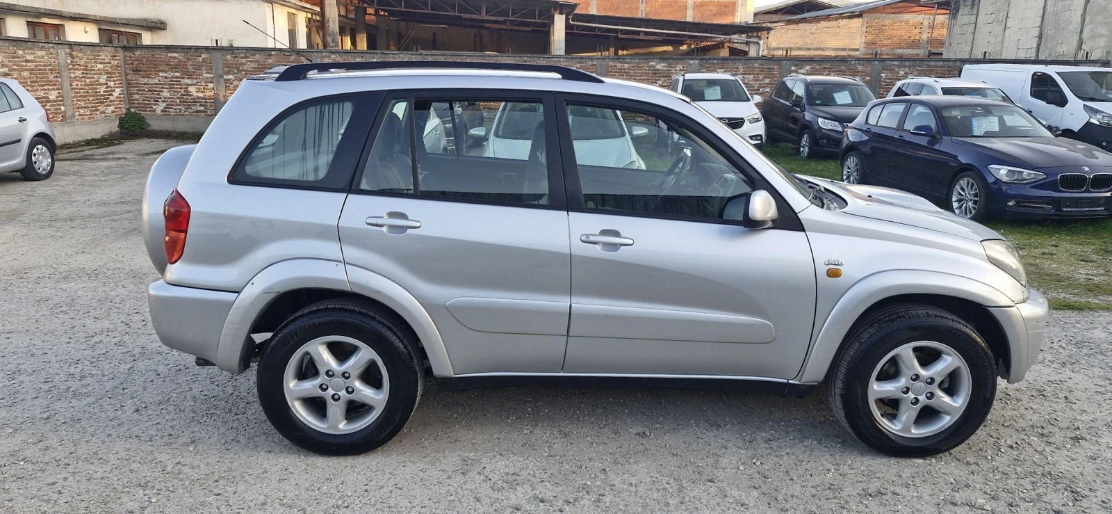 Toyota Rav4 2.0d4d 116hp, снимка 4 - Автомобили и джипове - 54335460