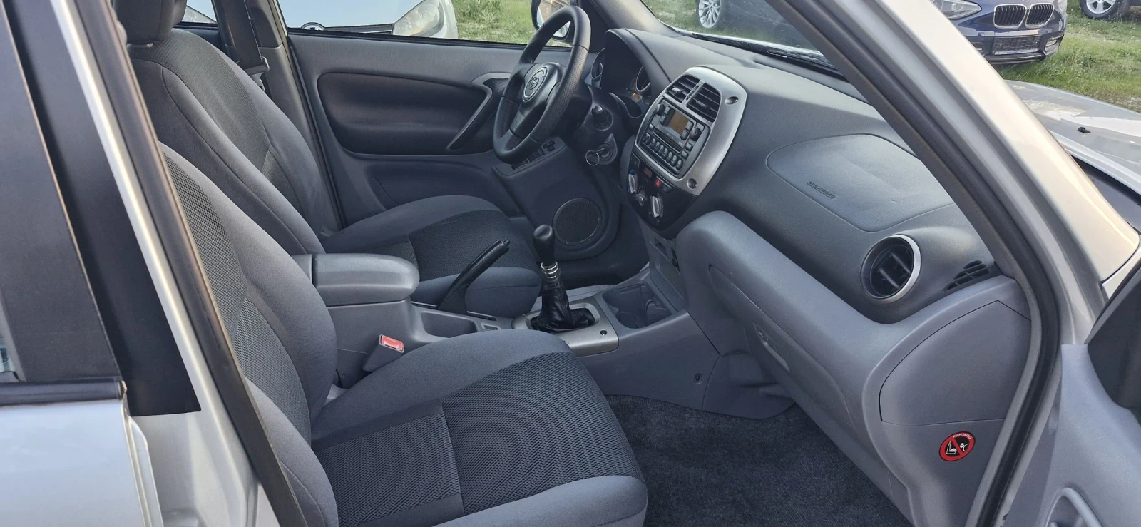 Toyota Rav4 2.0d4d 116hp, снимка 10 - Автомобили и джипове - 54335460