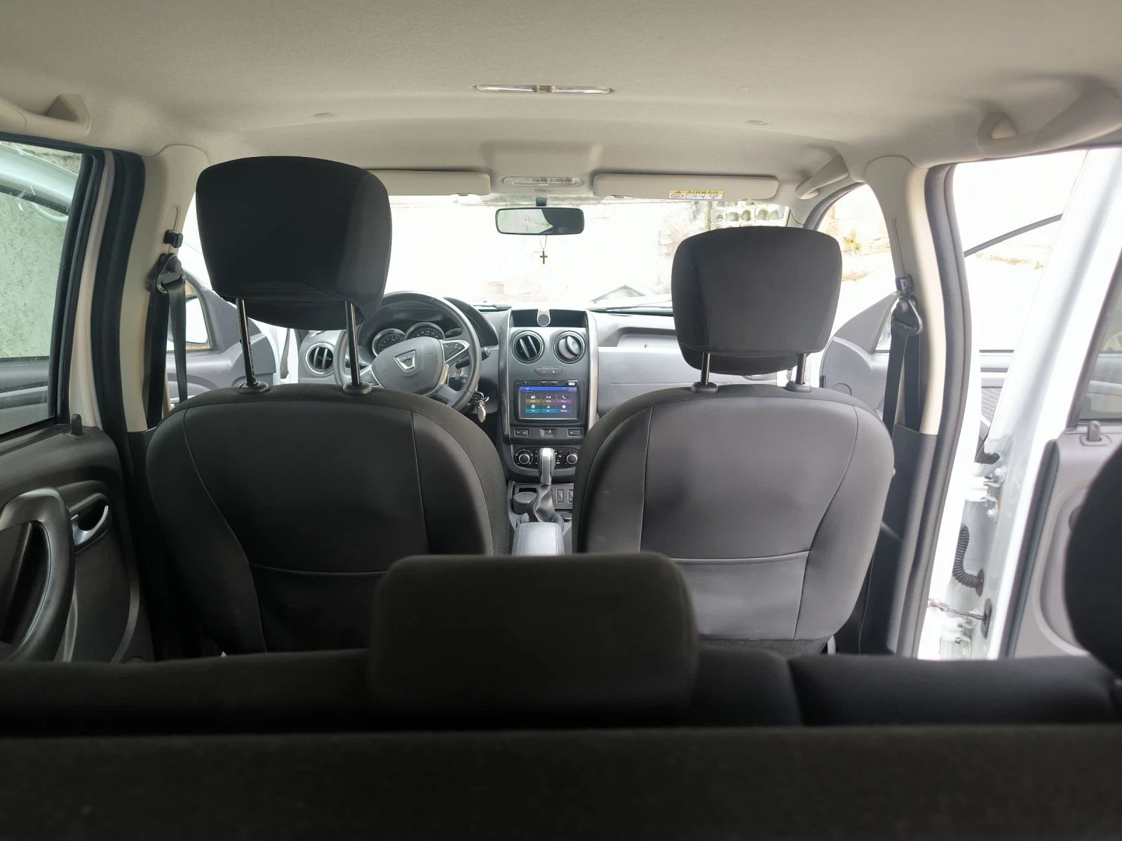 Dacia Duster 1, 5 DCI, Автоматик, напълно обслужен , снимка 7 - Автомобили и джипове - 55224116