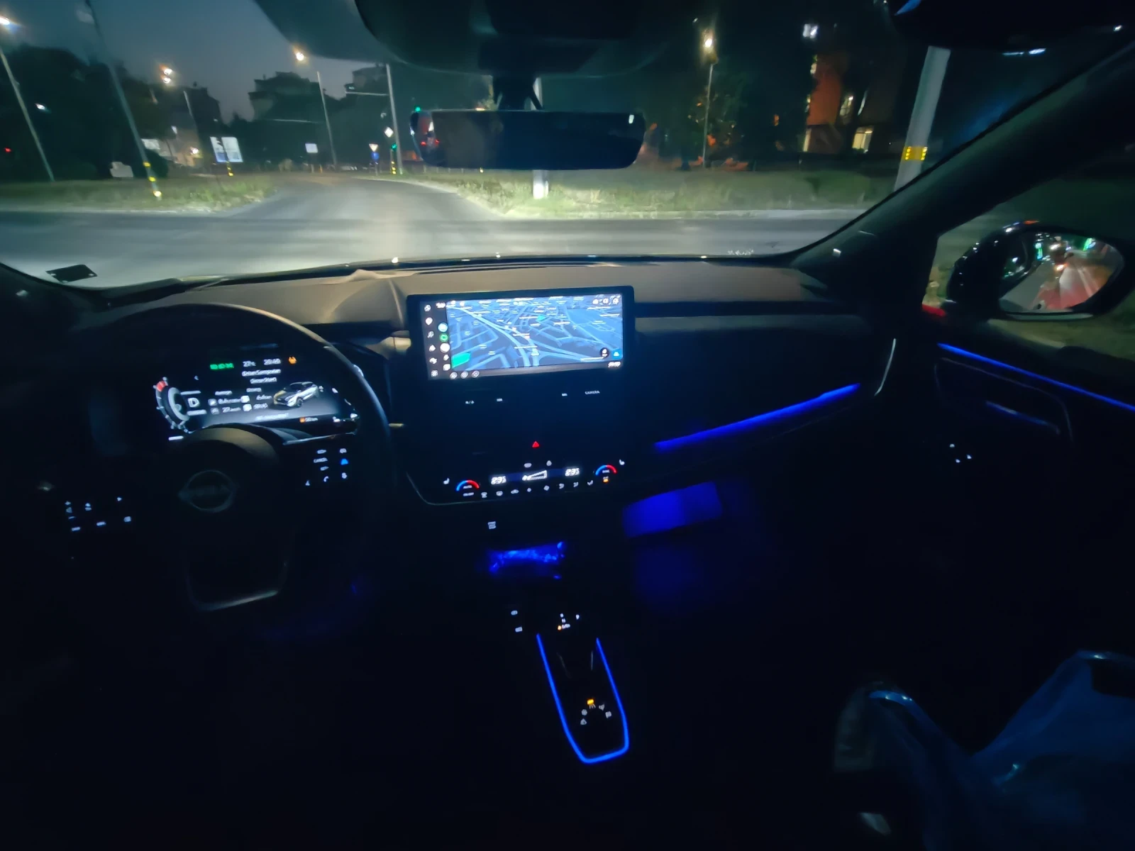 Nissan Qashqai 1.3 Mild Hybrid 4x4 Tekna + , снимка 9 - Автомобили и джипове - 55875292