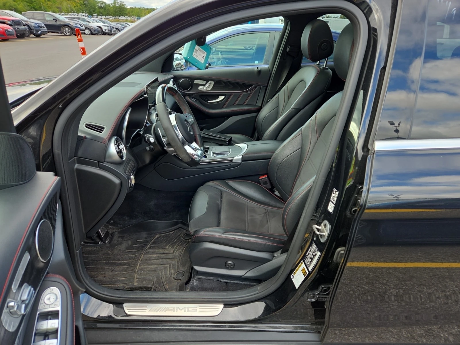 Mercedes-Benz GLC 43 AMG ALCANTARA| 360CAM| PANO| 2 КЛЮЧА| , снимка 5 - Автомобили и джипове - 56082960