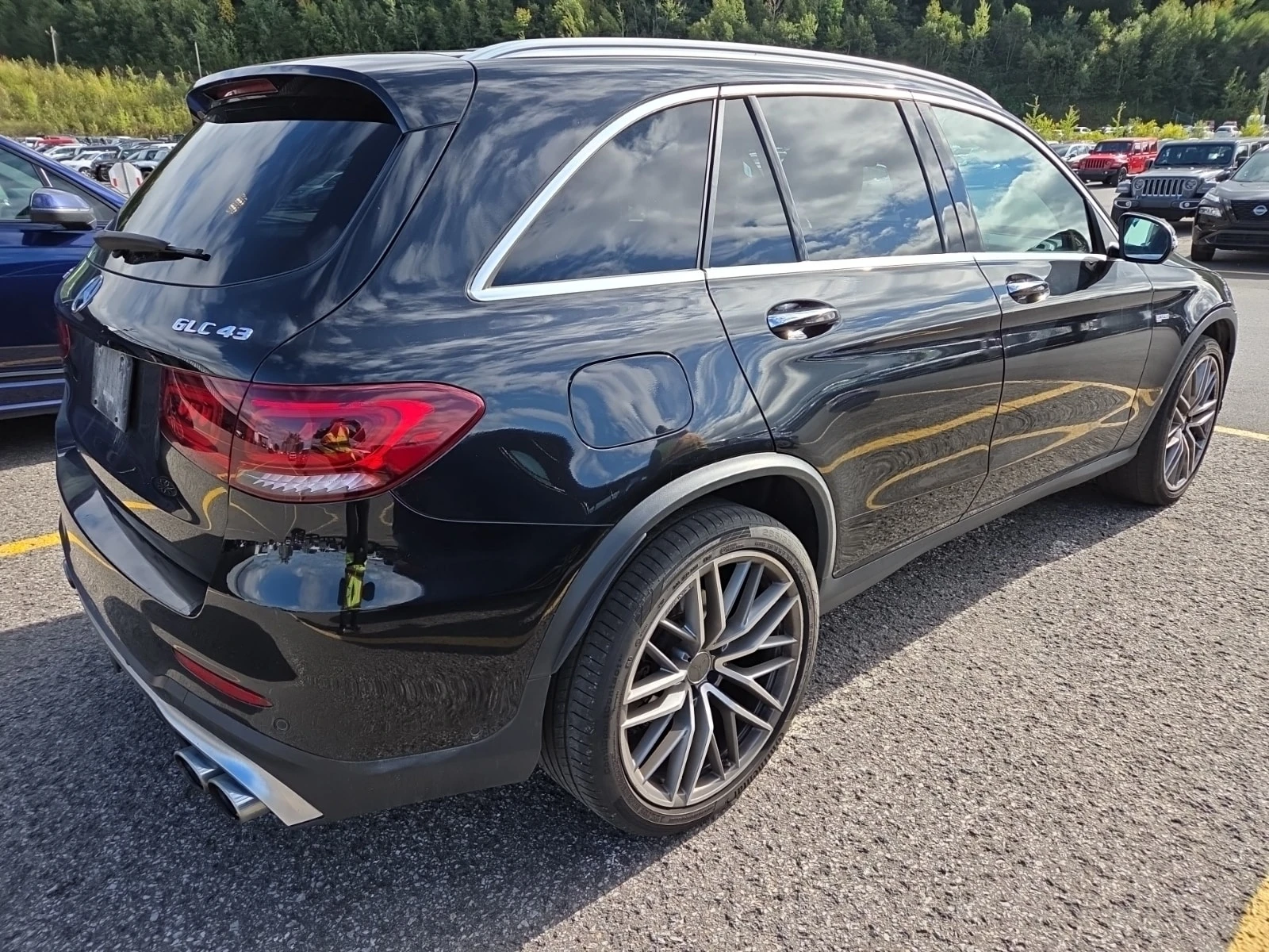 Mercedes-Benz GLC 43 AMG ALCANTARA| 360CAM| PANO| 2 КЛЮЧА| , снимка 3 - Автомобили и джипове - 56082960