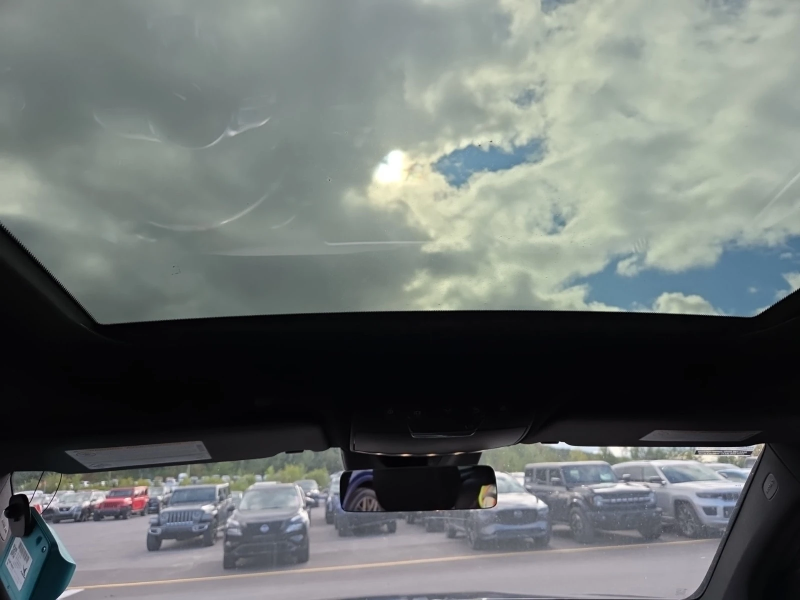 Mercedes-Benz GLC 43 AMG ALCANTARA| 360CAM| PANO| 2 КЛЮЧА| , снимка 13 - Автомобили и джипове - 56082960