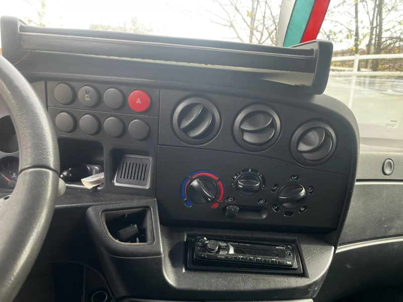 Iveco Daily 35 C 12, снимка 7 - Бусове и автобуси - 52723407