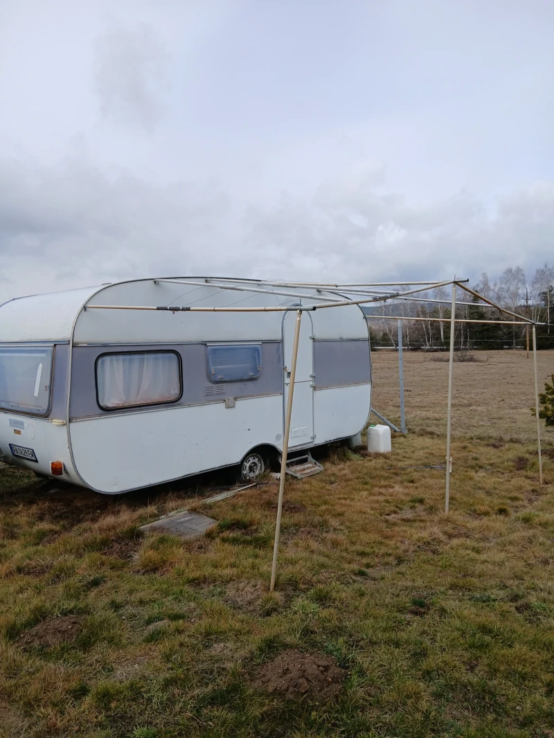 Каравана Adria, снимка 16 - Каравани и кемпери - 53286278